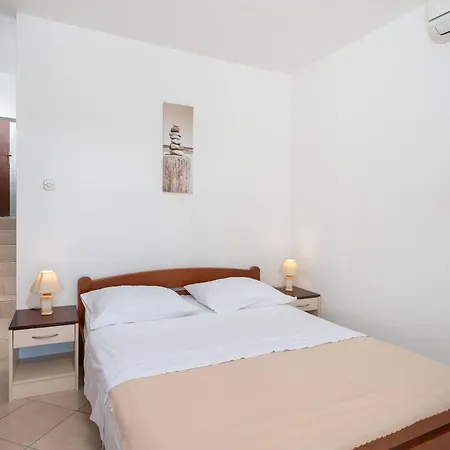 Apartment Andrija *