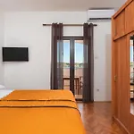 Andrija Διαμέρισμα Rtina